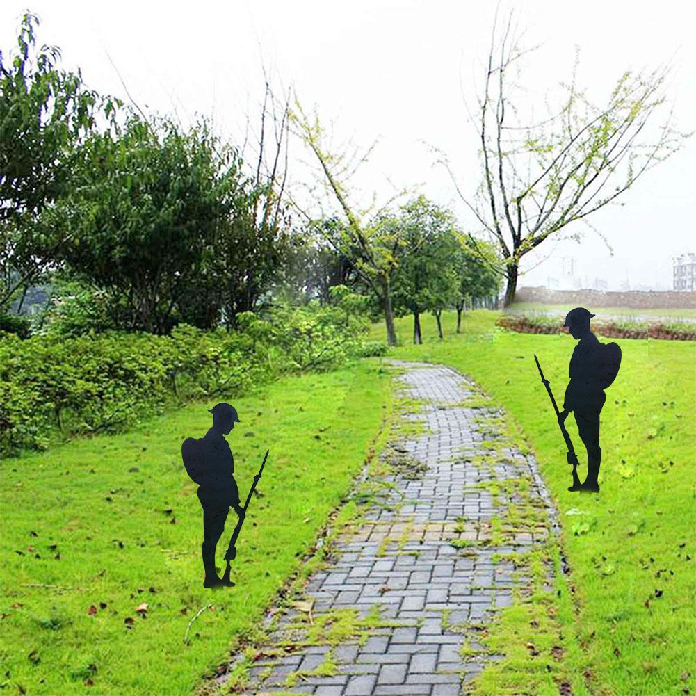Metal Soldier Garden Courtyard Ground Insert Garden Decoration Ground Insert Garden Courtyard Lawn Decoration for Garden Party