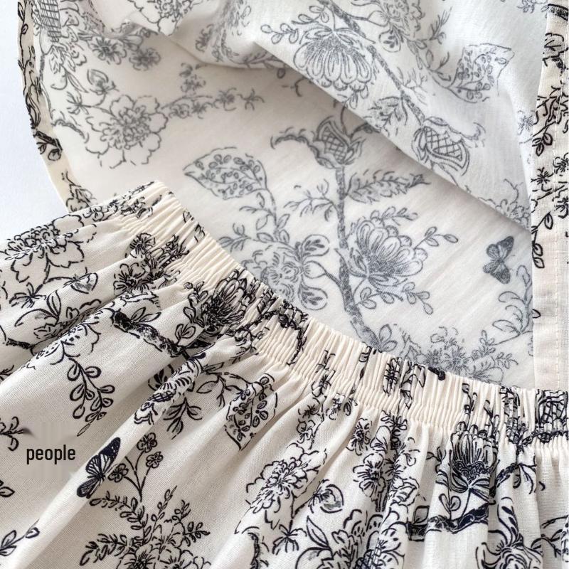 Kayoudo Chinese Ink Floral Two-Piece Set