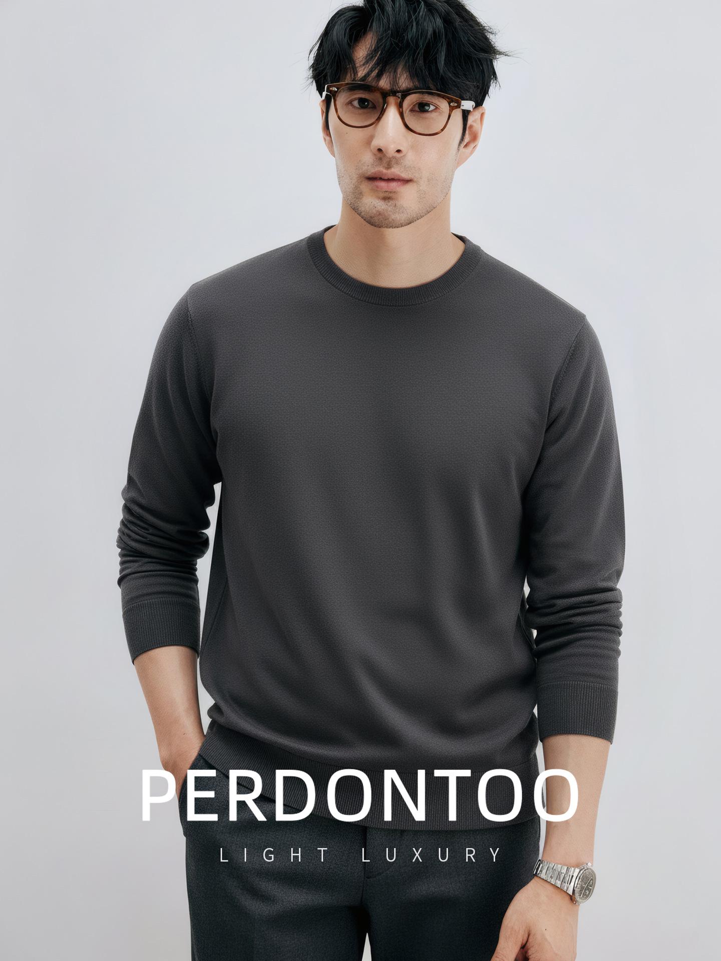 

Introducing K Selection: Soft and Glutinous Wool-Modal Sweater for Men. Embrace autumn and winter with this warm, round-neck, old-money-style knit. M