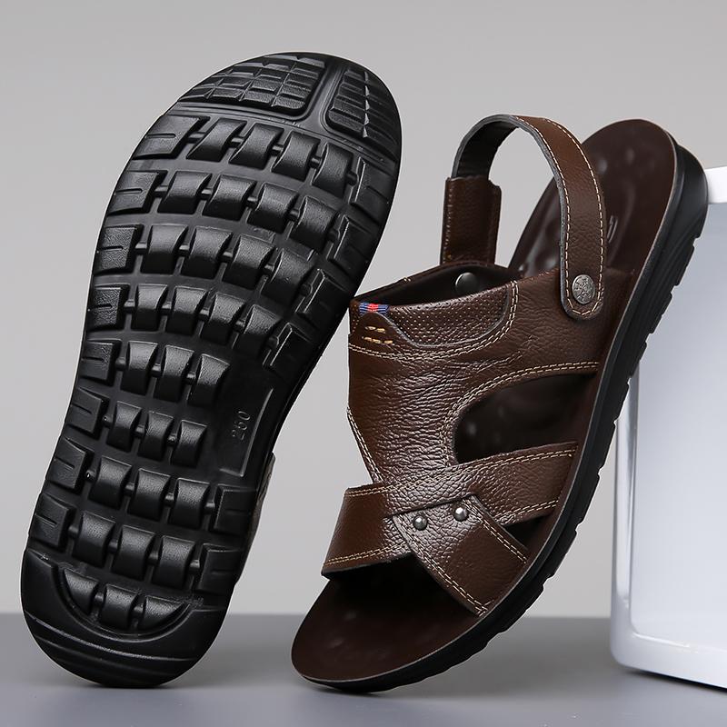 Men's Soft Bottom Sandals Casual Beach Shoes Anti-slip Wear-resistant Dad Slippers Breathable Waterproof PVC Material