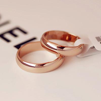 Fashion Stainless Steel Couple Ring Simple Smooth Rose Gold Steel Rings for Women