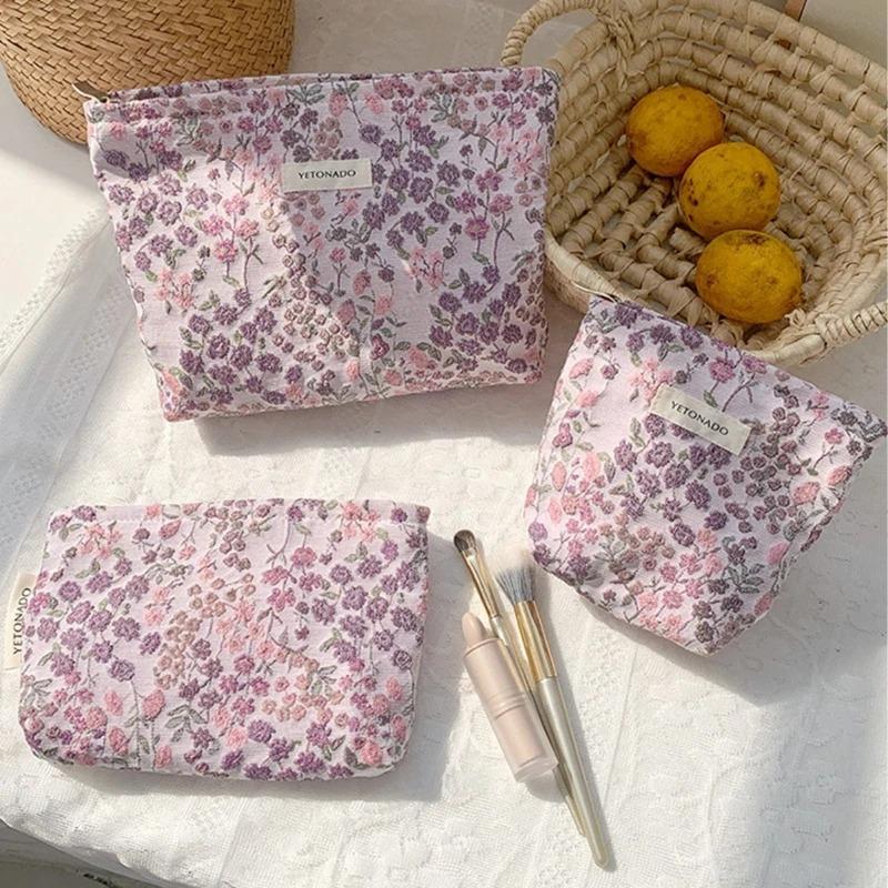 Jacquard Embroidery Floral Makeup Bag for Women, High Aesthetic Large Capacity Cosmetic Pouch, Travel Storage Handbag Clutch