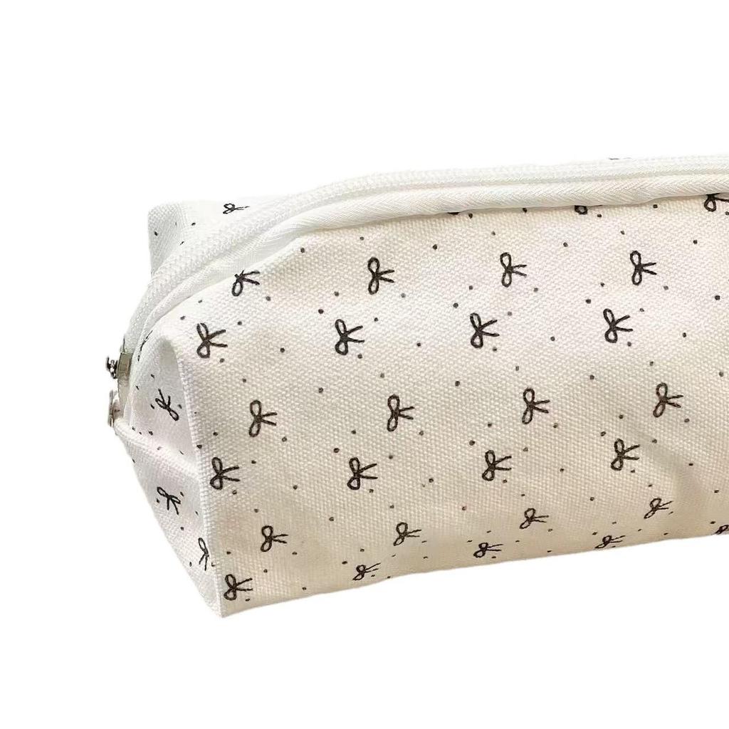 High-Capacity Cute Bow Makeup & Stationery Bag for Students