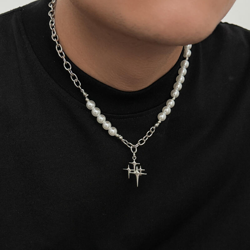 Hiphop Rock Four-Pointed Star Pendant Necklaces for Men Women Imitation Pearls Beaded Collarbone Necklaces Jewelry Accessories