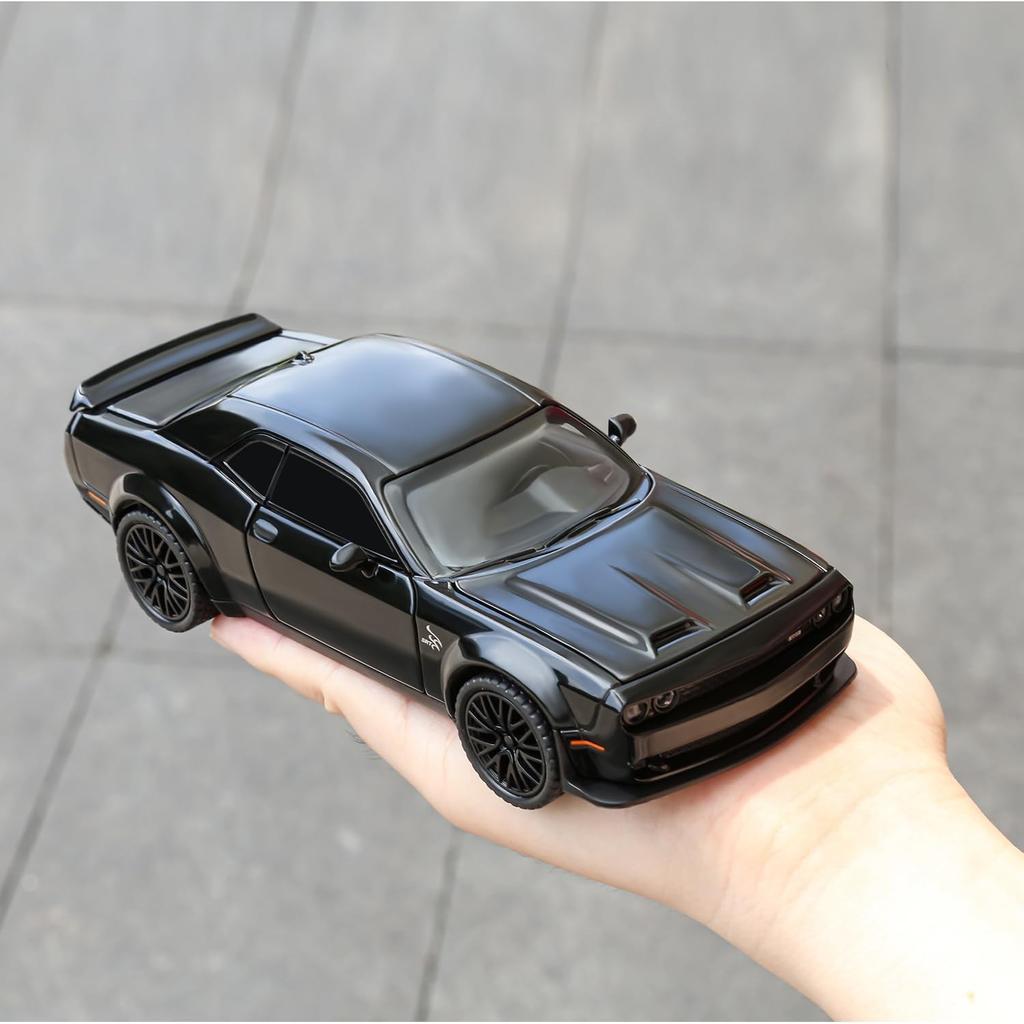 Maßstab 1/32 Dodge Hellcat Challenger Diecast Metall Rückzug Modellauto Hellcat mit Sound und Licht Hellcat Auto Spielzeug Geschenke für Kinder ab 3 Jahren