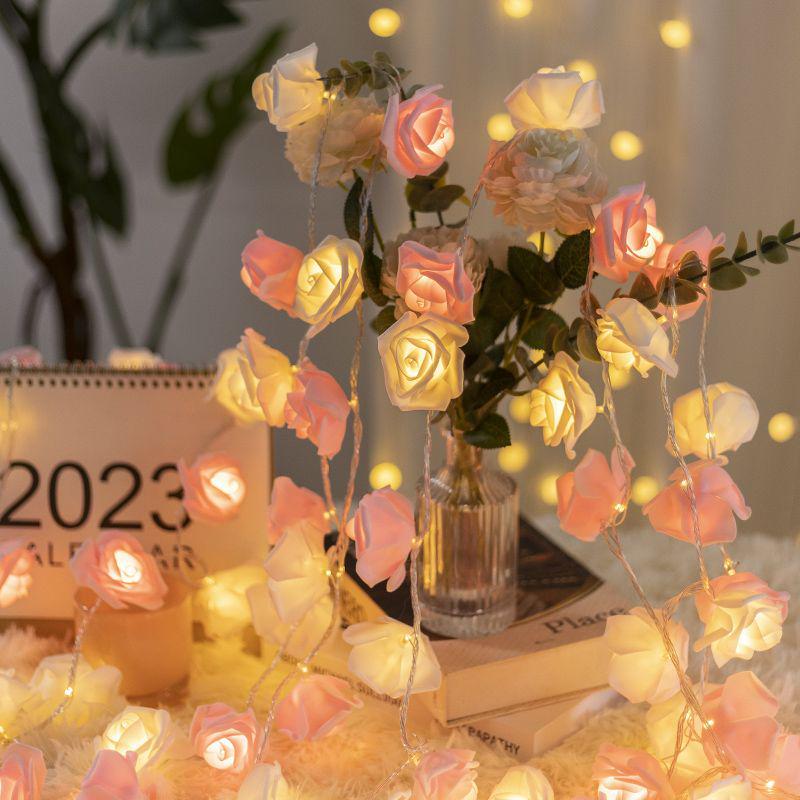 LED Lichterketten: Leuchtend rosa Rosen - Romantische Raumdekoration für Innen