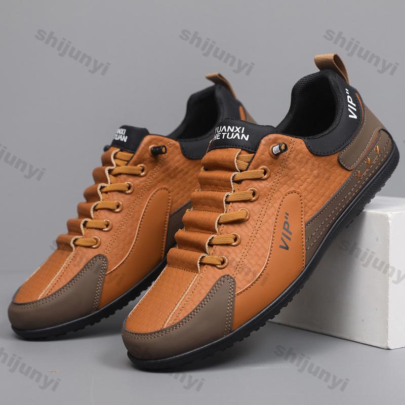 Outdoor Men's Casual Sneakers Breathable Comfortable Running Shoes 2026 Spring Autumn New Lightweight Soft Soled Fashi Flats