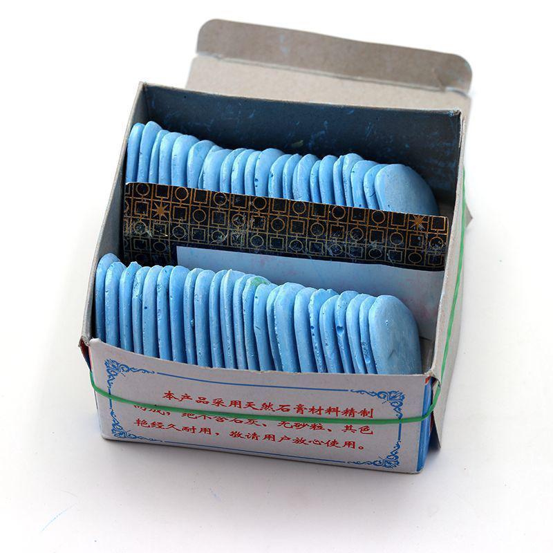 Barevná krejčovská křída v krabičce pro šití a kreslení