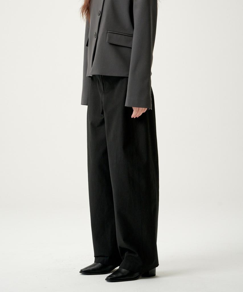 Linte Curved Slacks Black