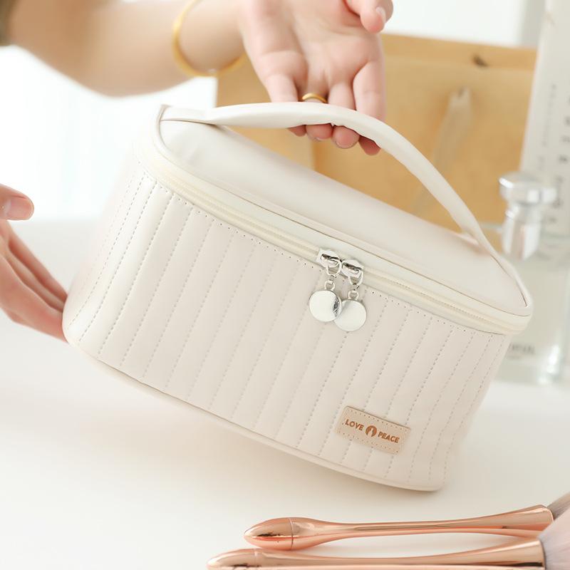 Lovely Cosmetics Toiletries Storage Bag Cloth Zipper Handbag Women Makeup Bag