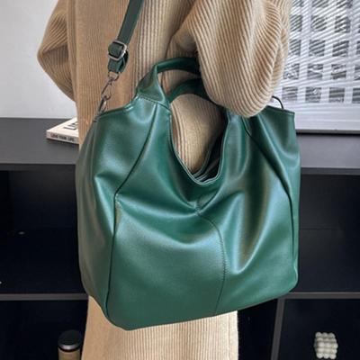 Weibliche schwarze klassische Umhängetaschen, großes Design, Shopper-Einkaufstasche, große Kapazität, Hobos-Tasche, Damen-Kurier-Handtasche aus weichem Leder