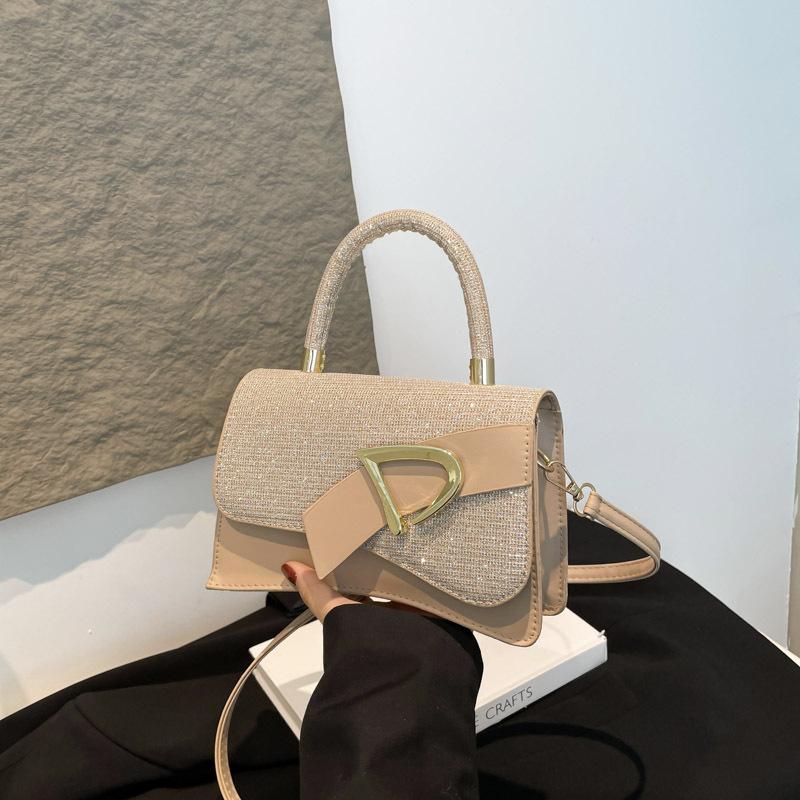 

New niche texture shoulder bag fashionable small square bag women s casual versatile simple messenger bag хаки