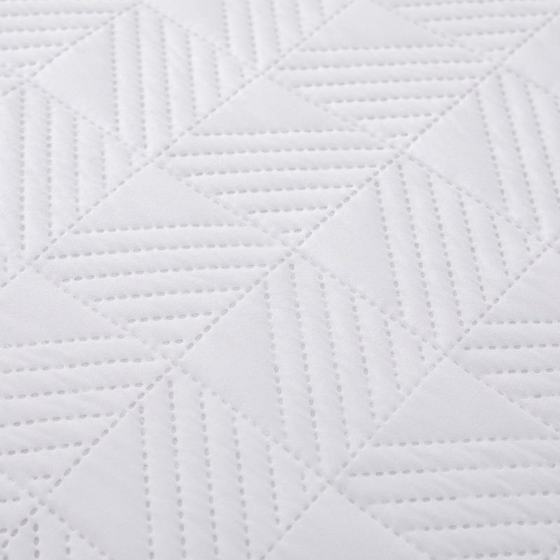 Ultrasonic Double-Sided Quilted Plaid Bedspread Set with Brushed Fabric