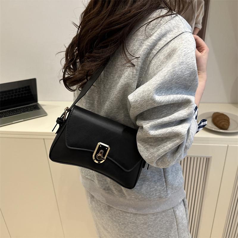Classic Women's Crossbody Shoulder Bags 2025 Summer Autumn Textured PU Leather Small Square Bag Lady Daily Commuter Satchel Handbags