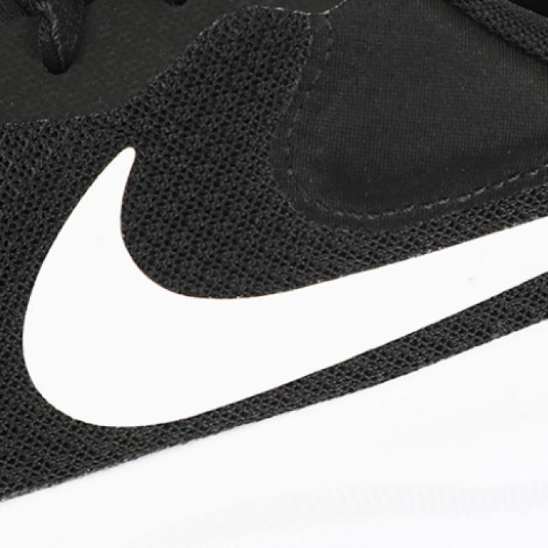 Nike W Revolution 7