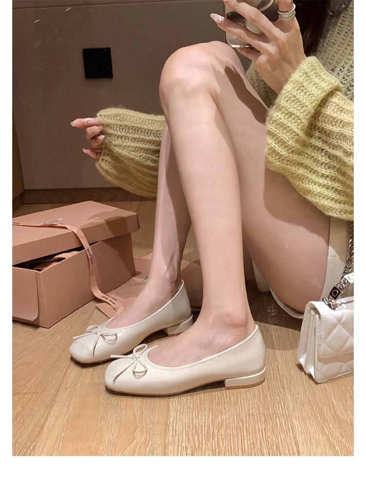 ~ Sweet Temperament Versatile Bow Square Head Small Thick Heel Light Mouth Ballet Style Single Shoes Women