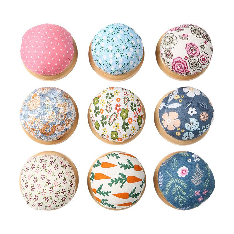 1Pc Ramdon Color Wood Stand Cloth Needle Pin Cushion Sewing Supplies Embroidery DIY Handcraft Needle Storage Pincushions