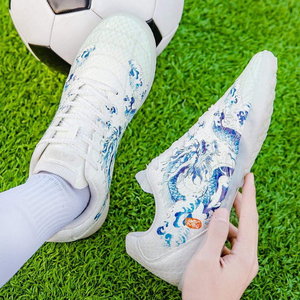 High Quality Five-a-side Lightweight Training Outdoor New Breathable Non-slip Ultra-light Men's Football Shoes Non-slip Turf