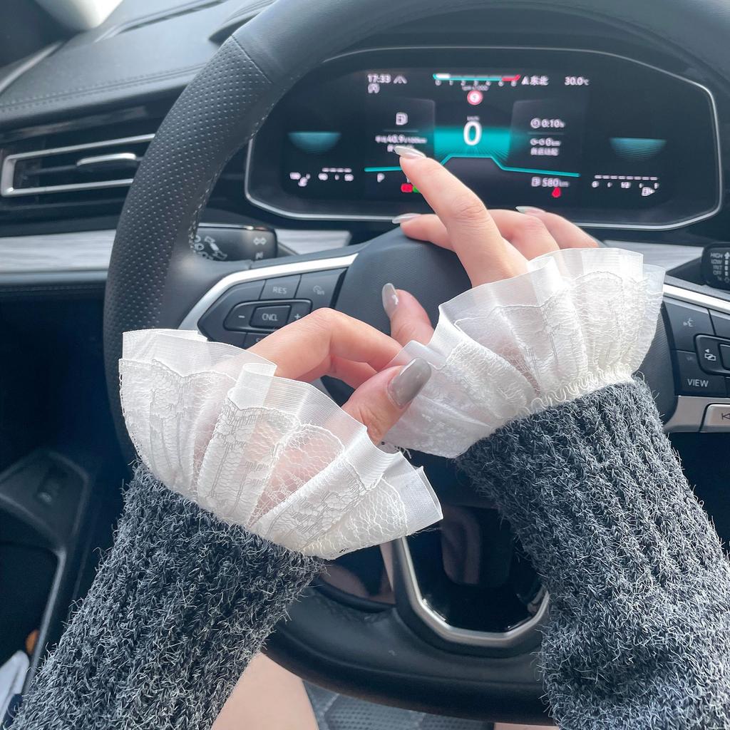 Elegant Floral Lace Fake Sleeved Cuffs for Womens Sweater Blouse Wrist Warmers Horn Cuff False Cuffs Clothing Accessories