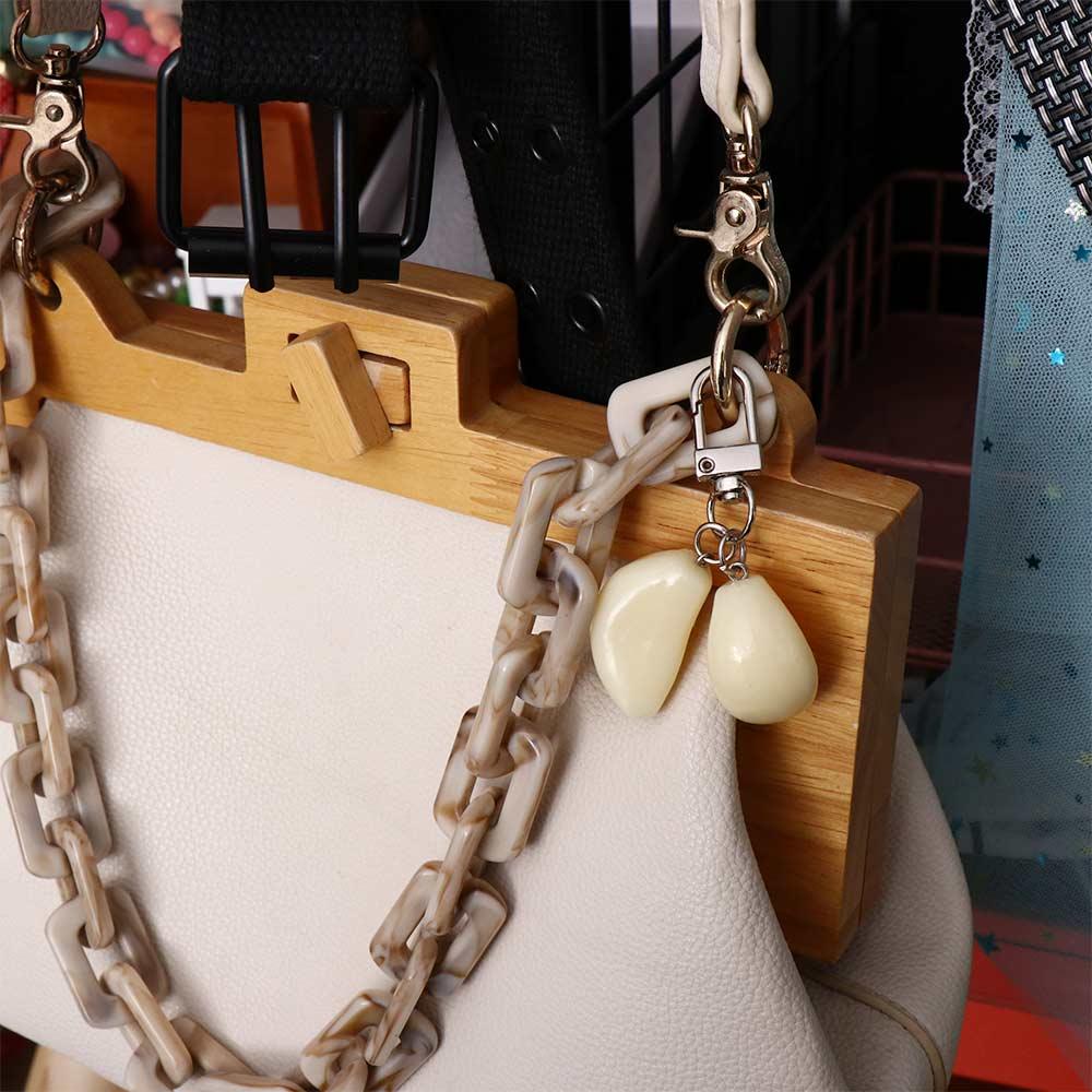 Keychains Vegetable Jewelry Bag Pendant Garlic Pendant Garlic Keyring Garlic Keychain Food Keychain