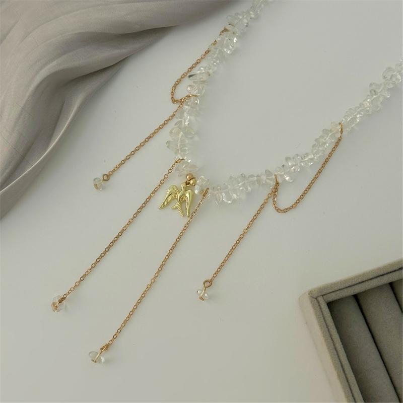 Nature Inspired Single Layer Bird Pendant Necklace Sturdy Alloy Chain Clavicle Chain For Casual Or Formal