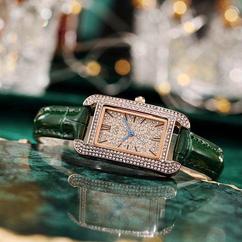 Women'S Fashion Small Square Disc Full Of Diamonds Niche Belt Gypsy Quartz Waterproof Watch