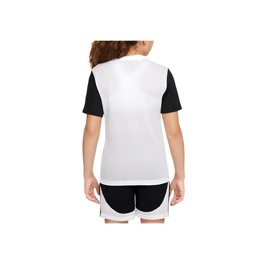Nike Kids T-Shirt With Logo Patch Round Neck Slim Fit Short Sleeve Kids Tops White DH8389-100