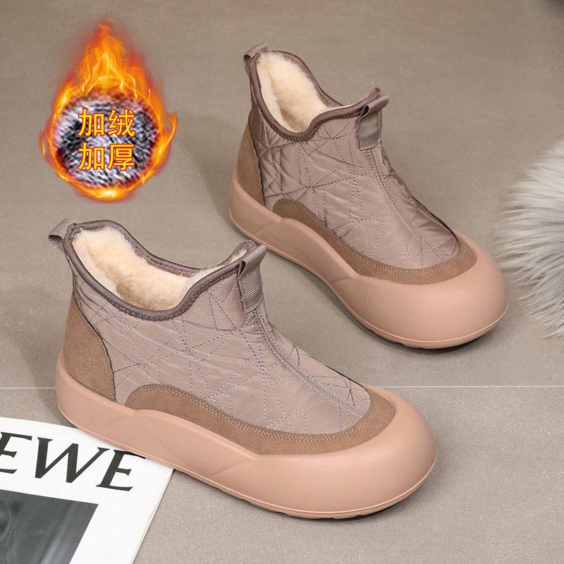 Thickened wool snow boots winter new fashion versatile cotton boots one pedal non-slip waterproof women's cotton shoes