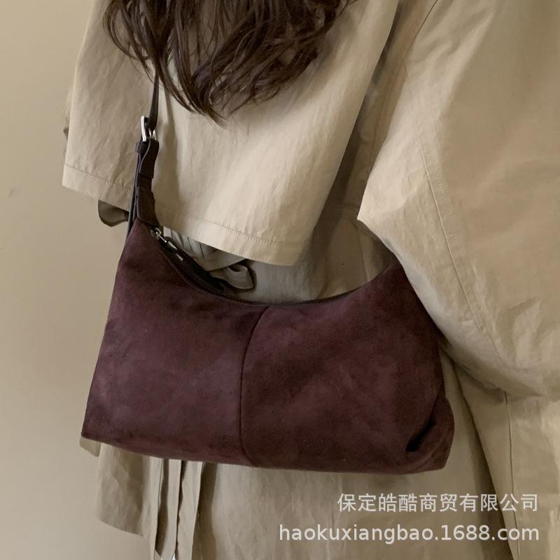 Foreign Style Fashion Suede Exquisite Versatile High Temperament Single Shoulder Portable Simple 2025 Autumn Women's Armpit Bag