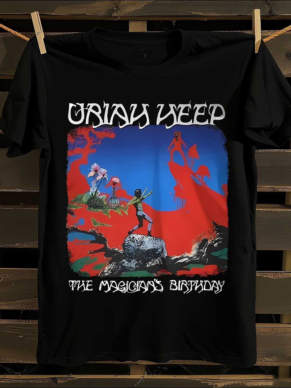 New Official Black T-Shirt S