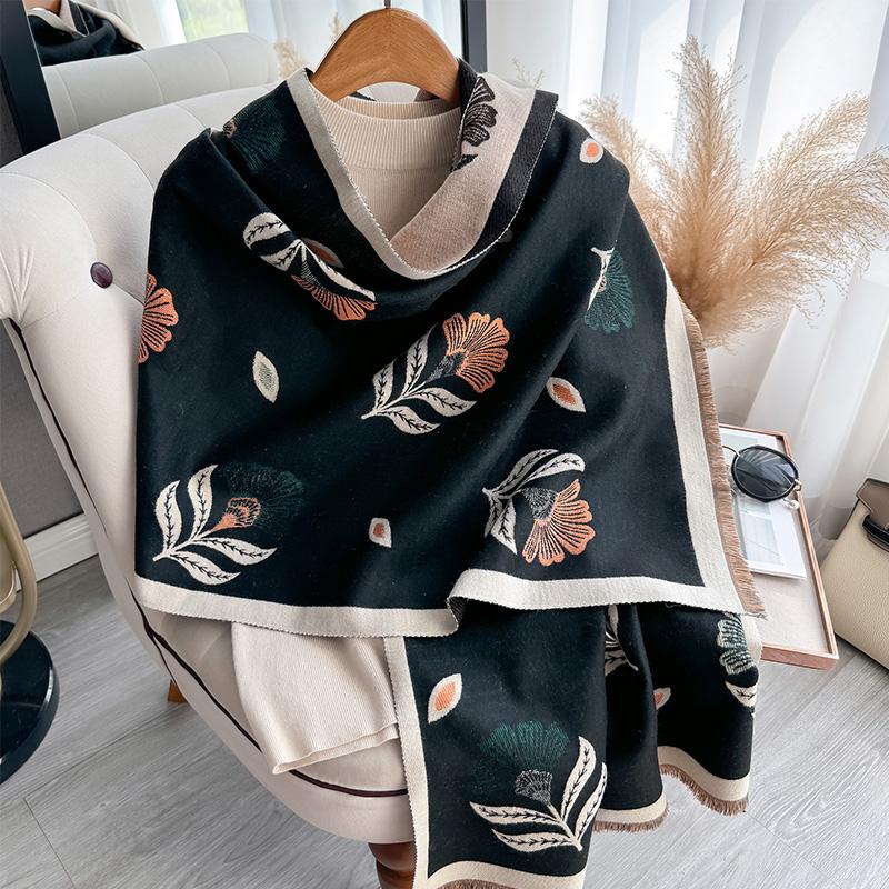 New Women Fashion Brand Fallen leaves Scarf Luxury Autumn Winter Warm Shawls Print Scarve Pashmina Mujer Femme Foulard Bufanda