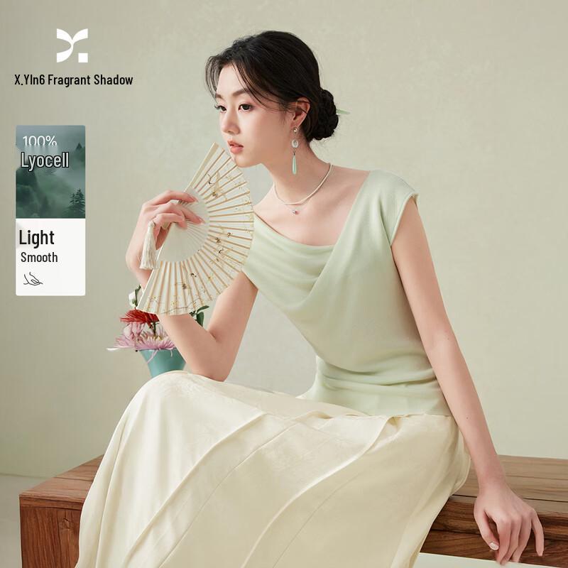 Women s V-Neck Sleeveless Lyocell Knit Top L