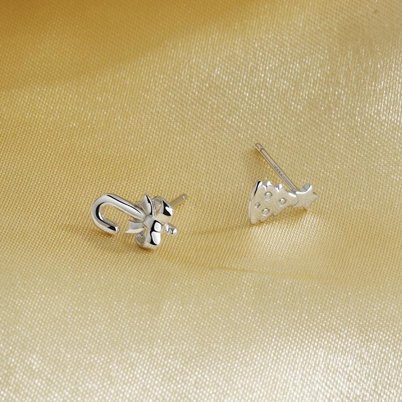 

Korean Minimalist Christmas Tree Asymmetrical Bow Stud Earrings for Women