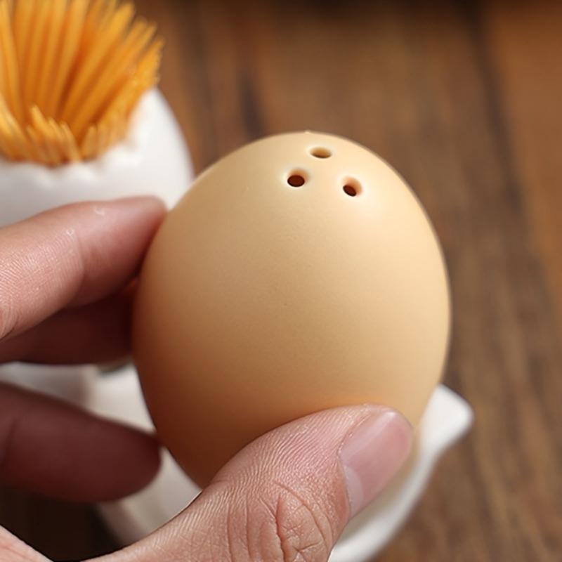 2Pcs Creative Ceramics Egg Model Seasoning Cruet Decorative Porcelain Salt and Pepper Caster Kitchen Condiment Bottle Dining