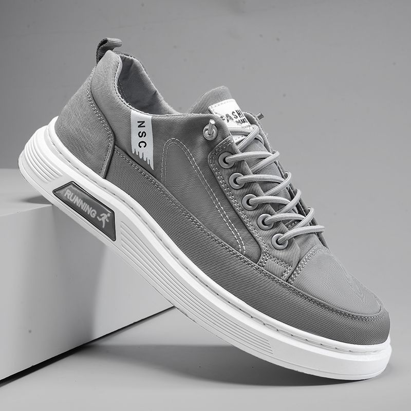 Mode Herren Board Schuhe Eisseide Stoff Herren Freizeitschuhe Leicht Bequem Vulkanisierte Schuhe Outdoor Trend All Match Slipper