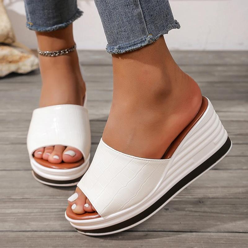 Fashion White PU Leather Wedge Heel Slippers Women Plus Size Fashion Peep Toe Platform Sandals Woman 2025 Summer Thick Sole Beach Slides