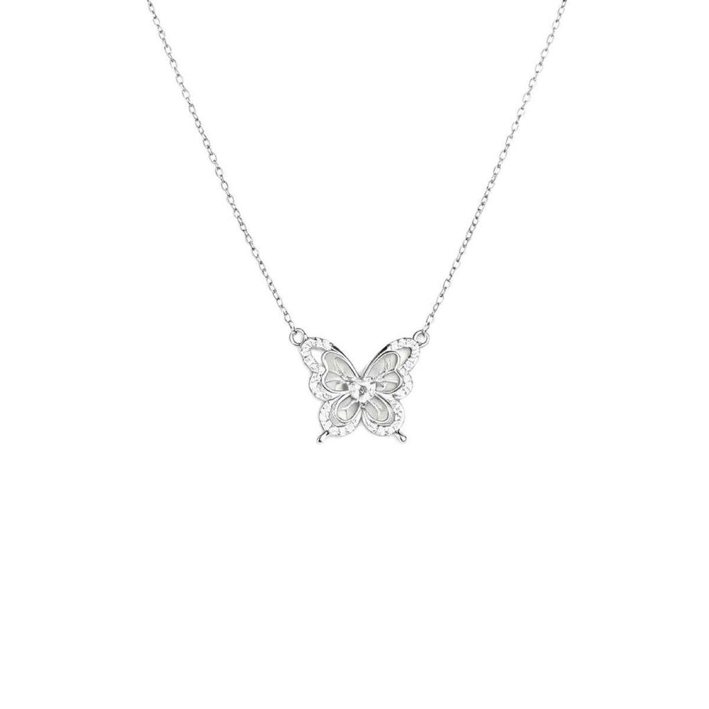 Elegant Butterfly Necklace with Diamond Inlay - Trendy and Versatile Gift for Her