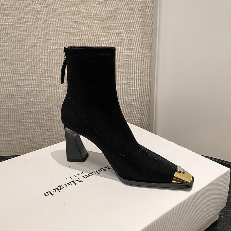 

8CM fashion temperament high-heeled small short boots 2025 autumn and winter new square head thick heel rear zipper fashion boots thin boots 40