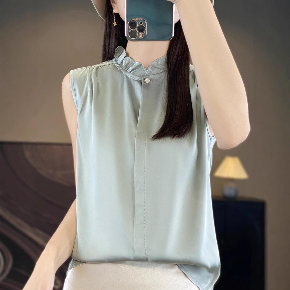 

Women s Sleeveless Ruffle Blouse - Versatile Pleated Vest for Spring L