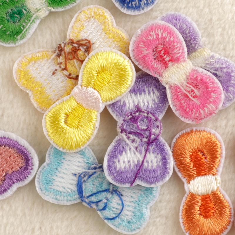 Patch de bordado de laço de desenho animado coreano para passar a ferro para acessórios DIY