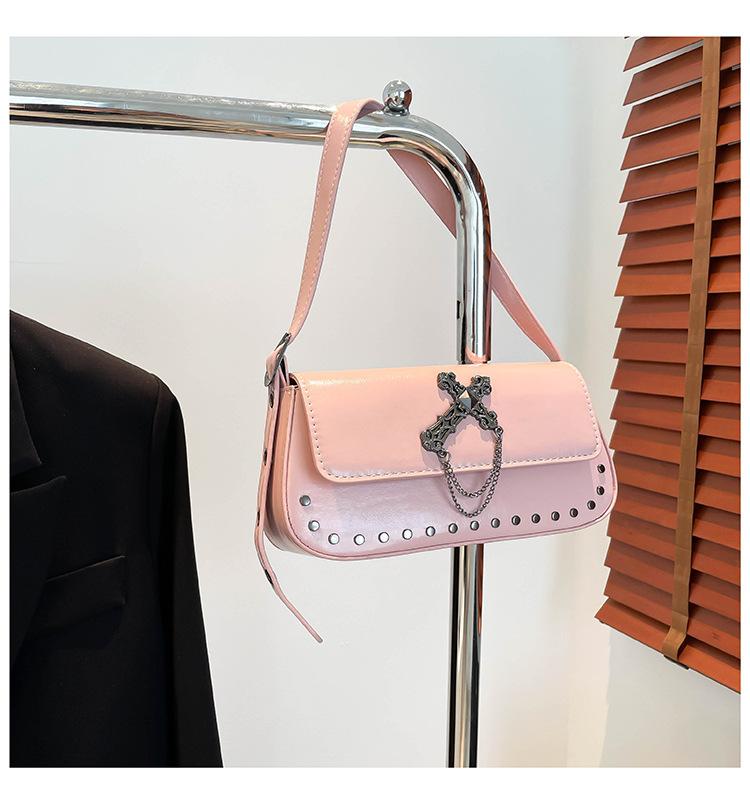 Bag women's bag new personalized cross skull decorative chain rivet shoulder mobile phone bag