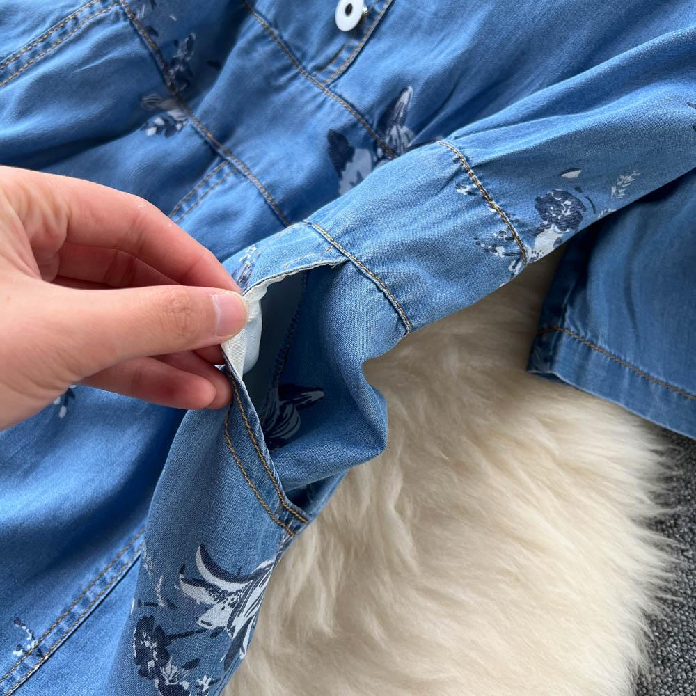 RUGOD Leichtes vertrautes französisches Nischen-Jeanskleid mit V-Ausschnitt, bedruckt, für Damen, Sommer, Taille, schlankes, elegantes Fischschwanz-langes Kleid