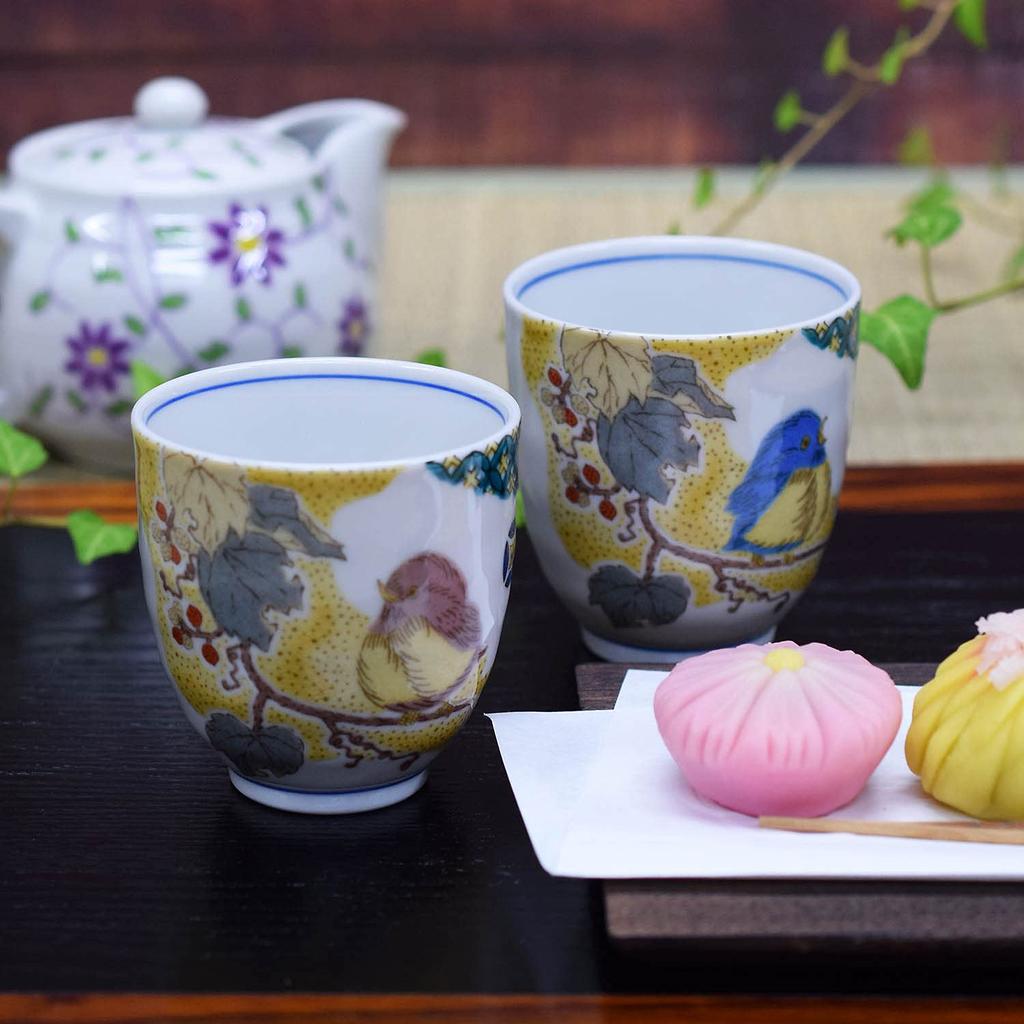 Waza no Kura Stylish Pair of Kutani Ware Teacups Teacups with Komon Yoshidaya Sparrow Design Ceramic Brand Japanese Tableware Made in Japan Perfect