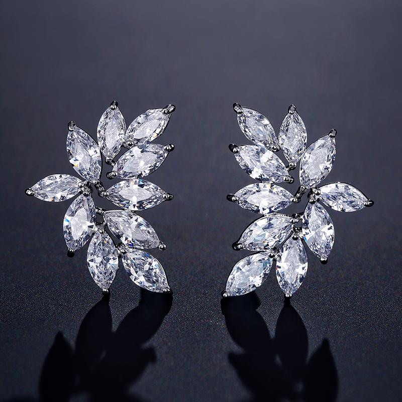 ZAKOL Fashion Sliver Color Leaf Cubic Zircon Stud Earrings for Women Shinny Crystal Flower Earring Zircon