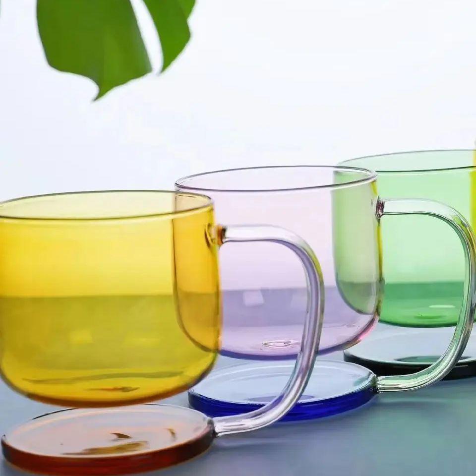 Kreativer Hänge-Glasbecher Kaffee Milchsaft Trinkbecher Wasser Hohes Borosilikatglas Farbblockierendes Glasbecher Bierbecher