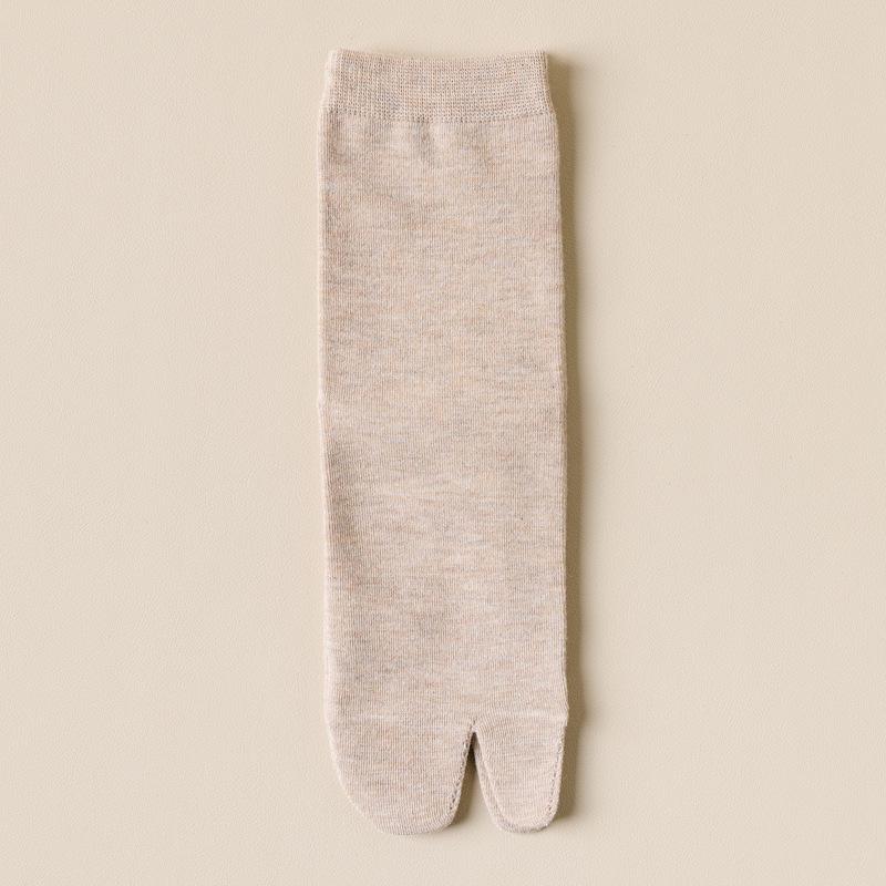 

Женские хлопковые носки с раздельными пальцами, средней длины, с двумя пальцами, без косточек, стиль весна/осень, удобные и не вызывают боли. One Size хаки