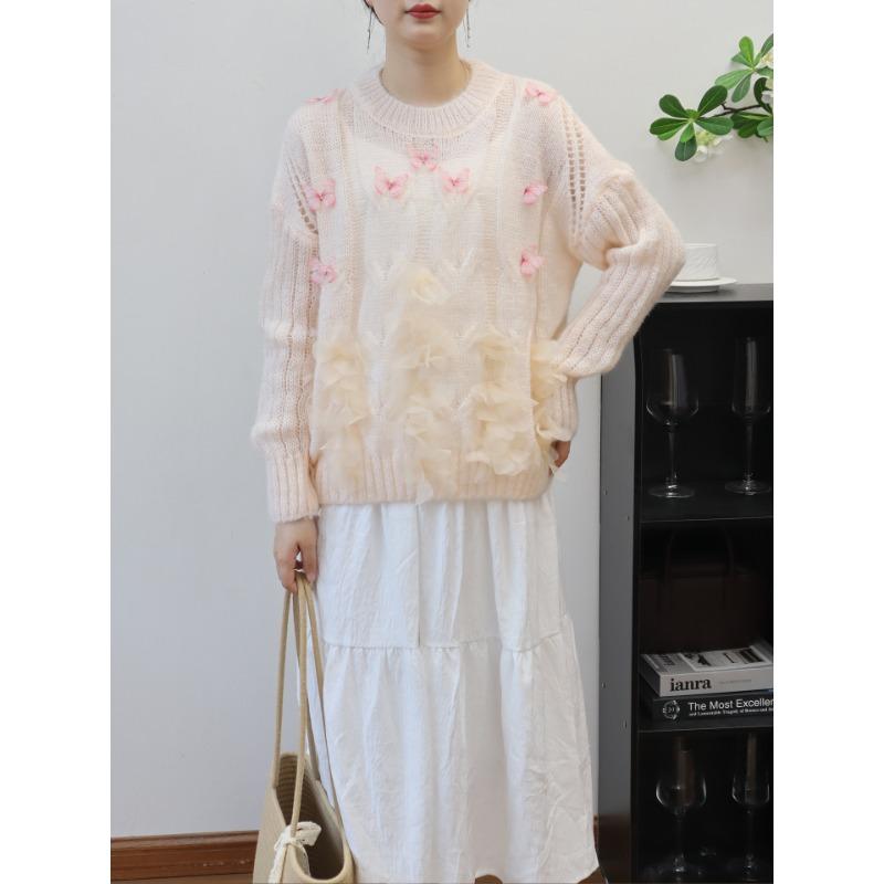 Autumn and Winter New Three-dimensional Butterfly Design Knitted Sweater Top Sweet Soft Waxy Gentle Wind Sweater Pullover Woman