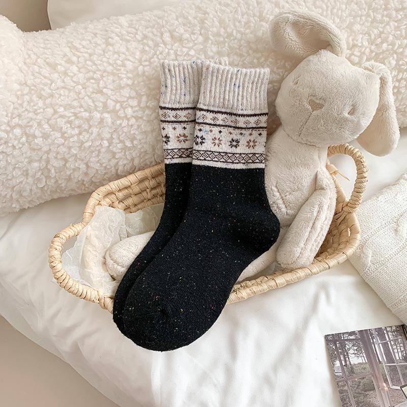 

Женские кашемировые гольфы до колена с узором «Fair Isle»: Плотные, Теплые, Сохраняющие тепло, Дизайн со снежинками и оленями, Рождественский комфорт из шерсти до середины икры. One Size