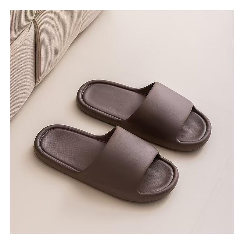 

egogo Warm Protective Slippers
