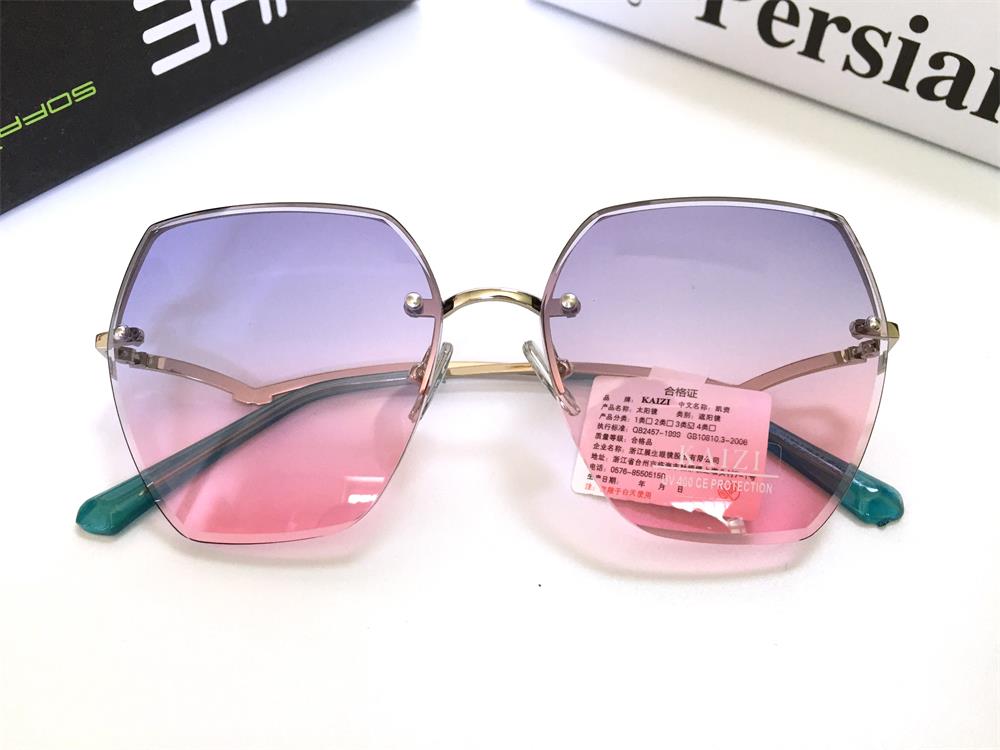 New Oversized Brown Sunglasses Fashion Square Shades For Women Big Frame Vintage Retro Gradient Sunglasses Female lunette